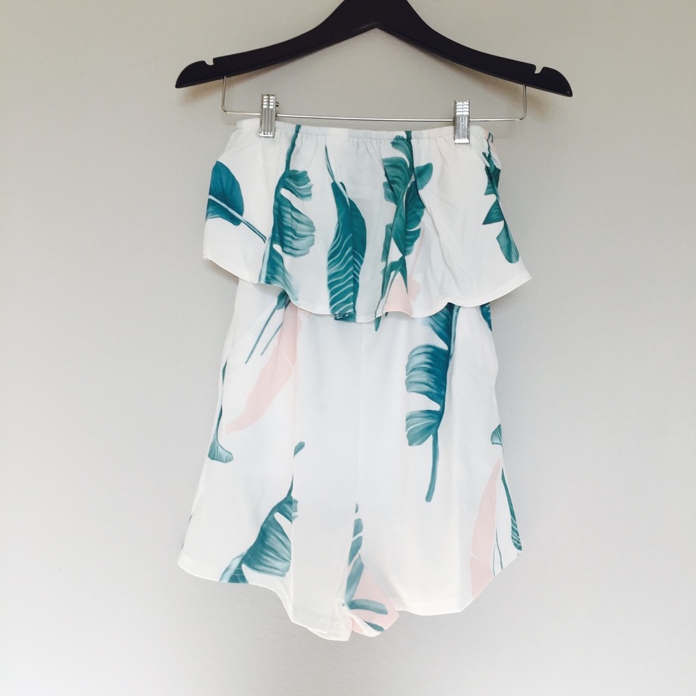🌴 🏝 Tropical Print Romper 🍹 🍍 - Picture 3 of 3